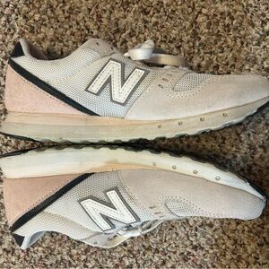 New Balance Cream, grey and Blush pink  Athletic Shoes Sz 7